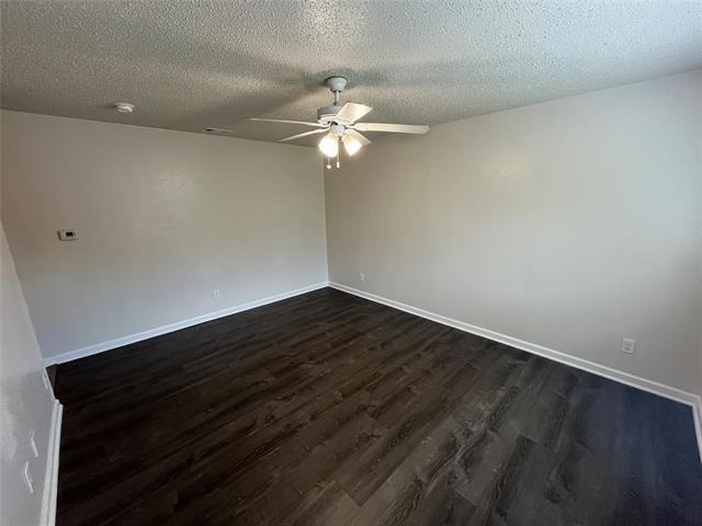 Photo - 1706 Curtis Dr