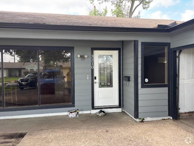Building Photo - 3210 Proswimmer St Rental