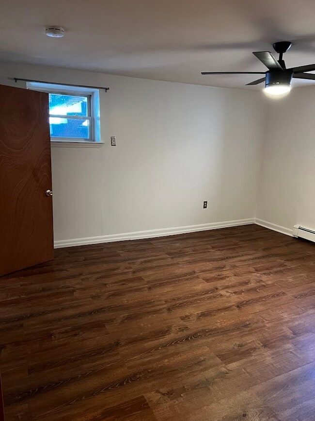 Bedroom 1 - 82 Chestnut St Unidad B