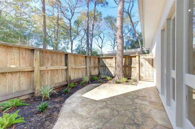Photo - 50 Saddlebrook Ln