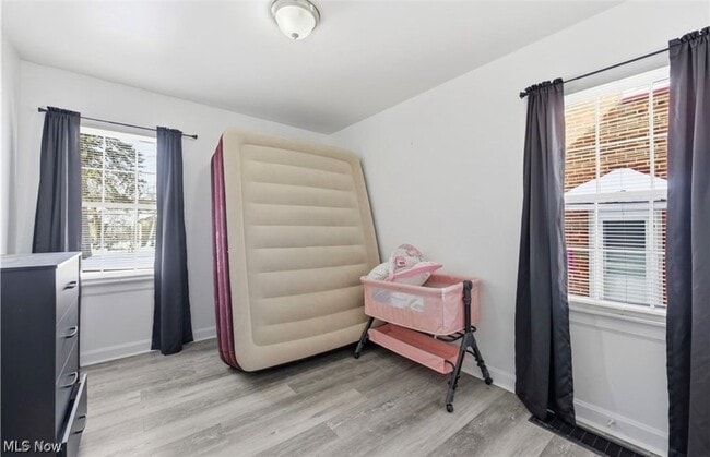 Photo - 5246 Philip Ave