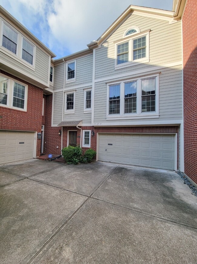 Photo - 2208 Taft St