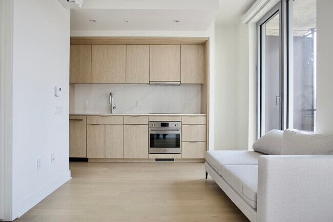 Photo - 1200 Rue Drummond Unit Furnished Studio for Rent
