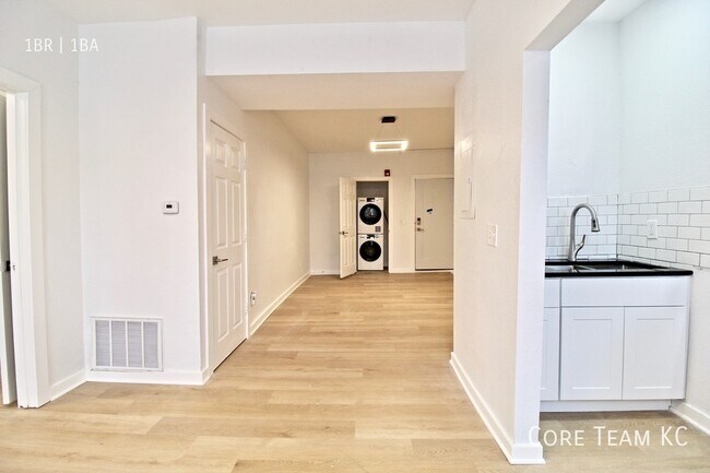 Photo - 712 Linwood Blvd Unit 718-2