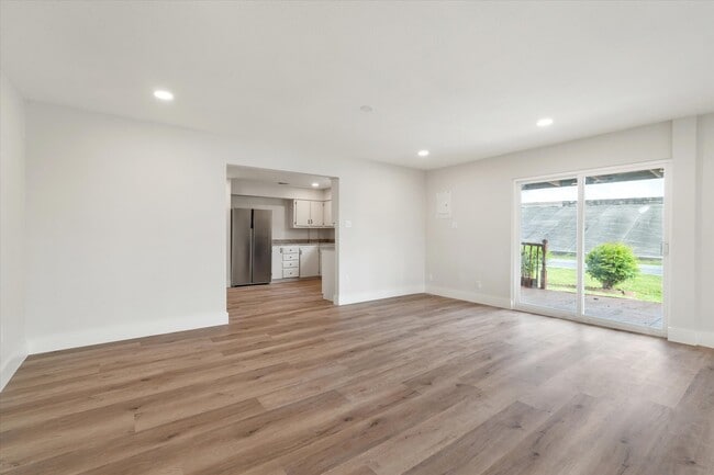 Photo - 7104 Dallas St