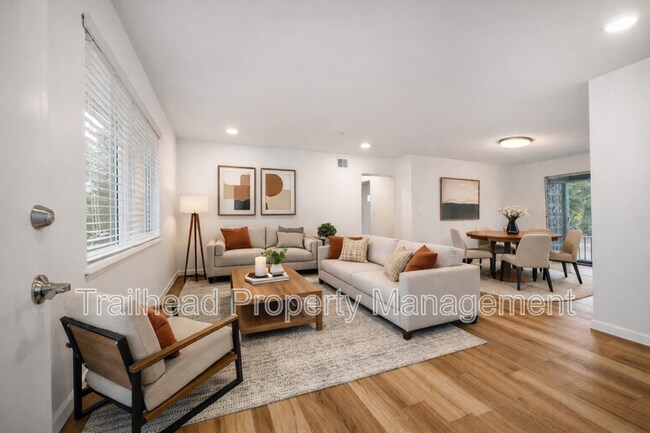 Photo - 8309 Lowell Ave