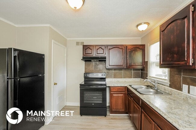 Photo - 10306 Oakland Ave