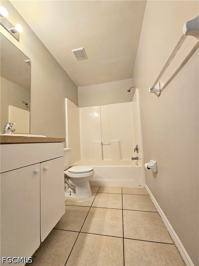 Photo - 230 Hightower Ave S