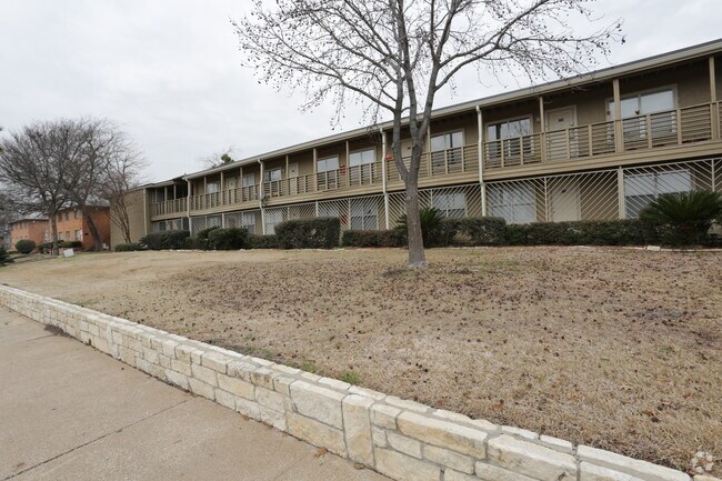 Photo - Upper E - Coral Gates (OLD)