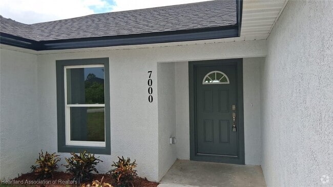 Building Photo - 7000 San Benito Dr Rental