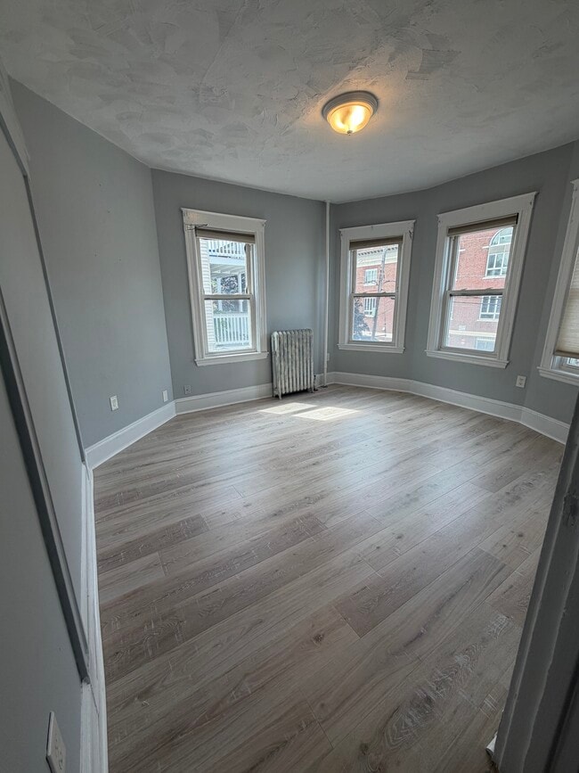 Photo - 11 Pearl Ave Unit Apt 2
