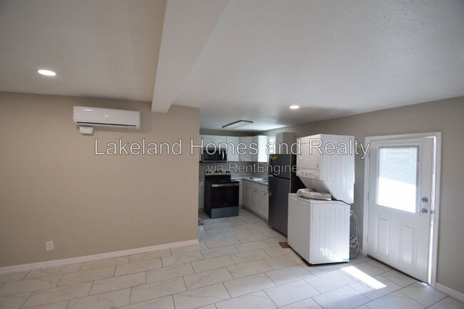 Photo - 527 Garden Dr N Unit 2