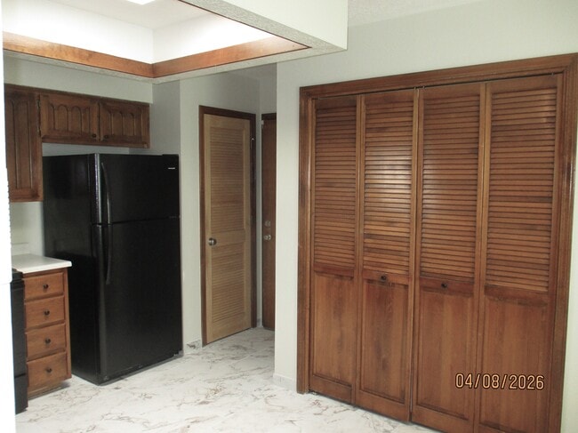 Photo - 10409 Camino Del Oso NE