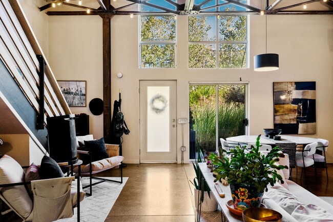 Photo - 3033 Blake St Unit 124