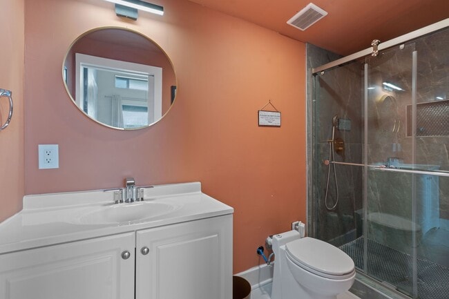 Building Photo - 5807 Coventry Ln Rental