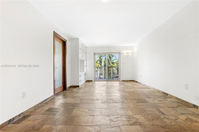 Photo - 1674 Bay Rd Unidad 301