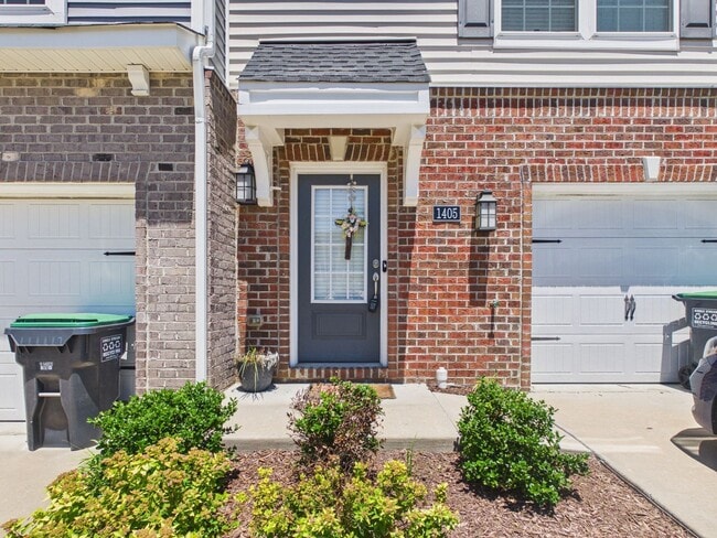 Photo - 1405 Kerr Dr