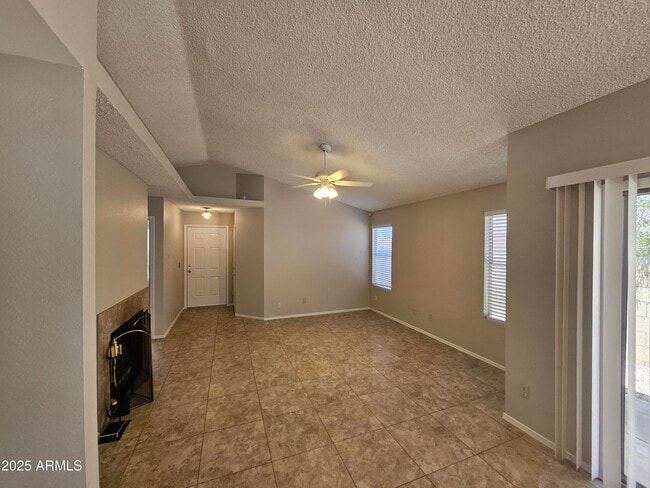 Photo - 3040 E Bluefield Ave
