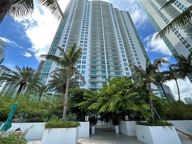 Building Photo - 951 Brickell Ave Unit 3406 Rental