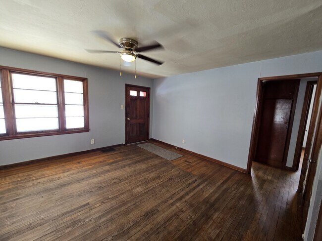 Photo - 407 Linden Ave