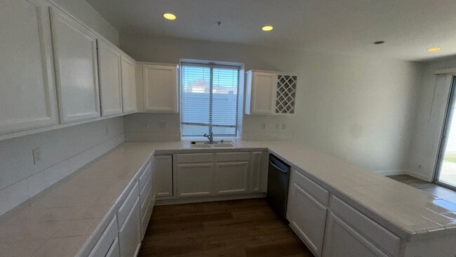 Photo - 3 bedroom East Side Costa Mesa Townhome