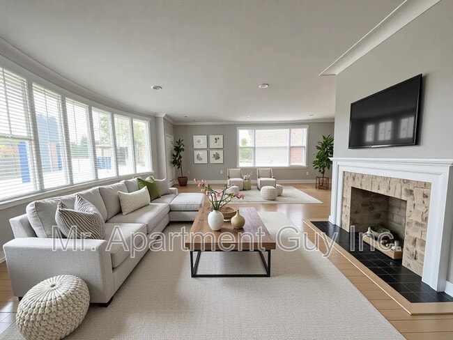 Building Photo - 179 East Ave Unit Suite 1