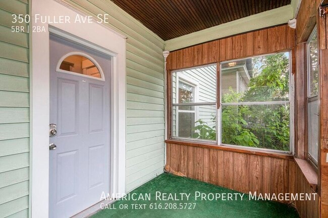 Photo - 350 Fuller Ave SE