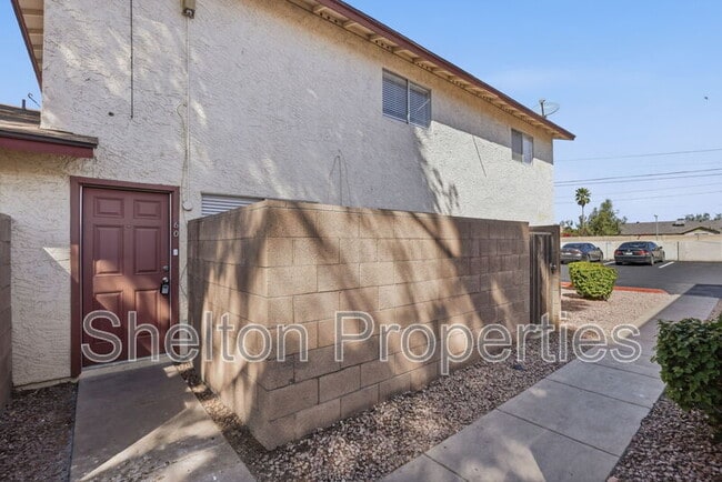 Photo - 860 E Brown Rd