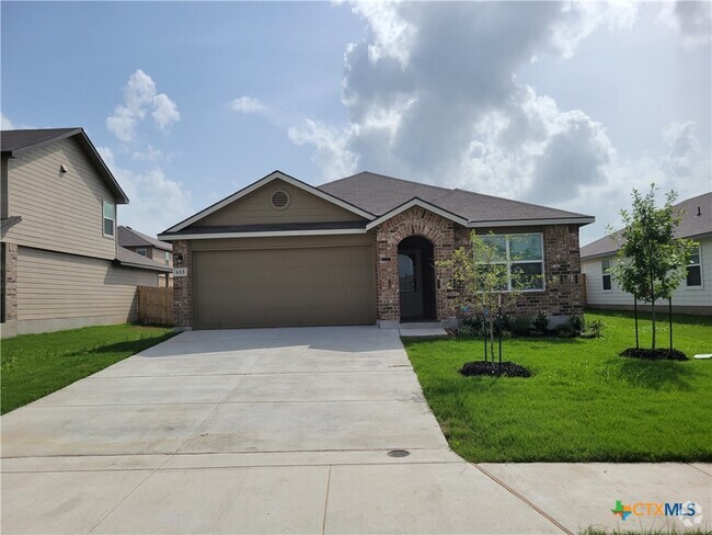 Building Photo - 613 Great Plains Rental