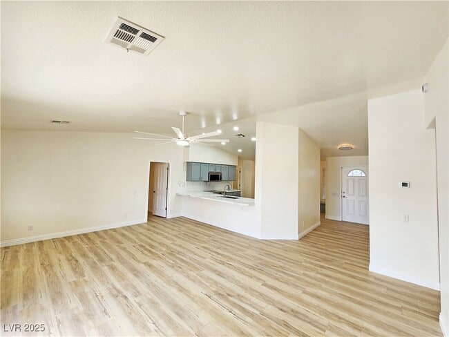 Photo - 3741 Malibou Ave