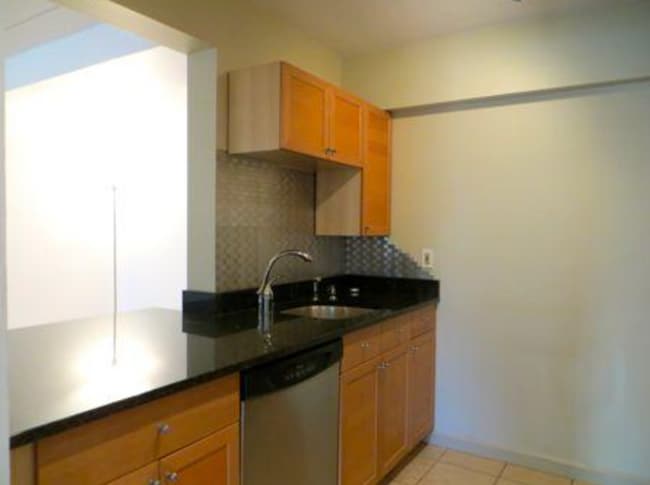 Photo - 137 Peterborough St Unit 65K