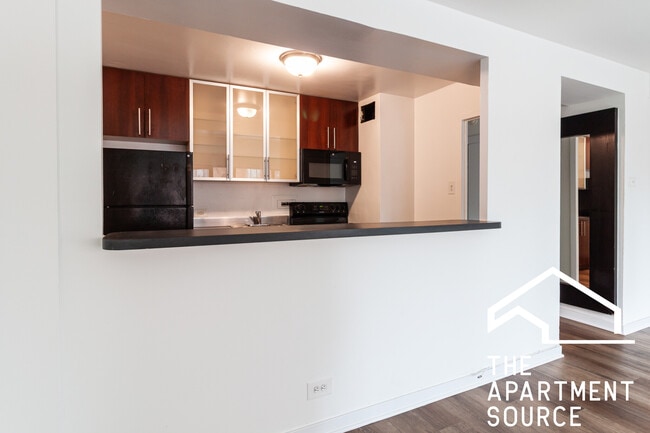 Photo - 3130 N Lake Shore Dr Unit 400