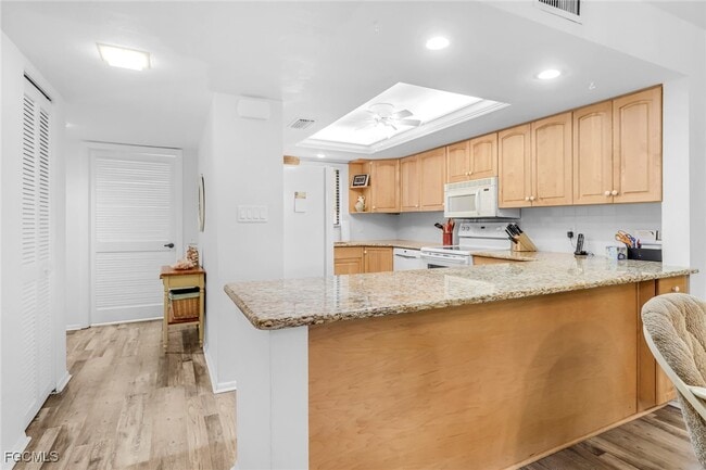 Building Photo - 4396 Bowsprit Ct Unit 2E Rental