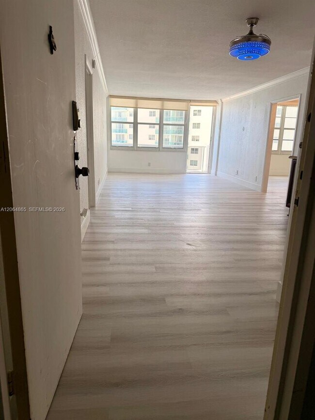 3725 S Ocean Dr Unit 1116