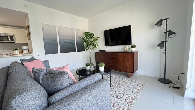 Photo - 1300 Brickell Bay Dr Unit 3400