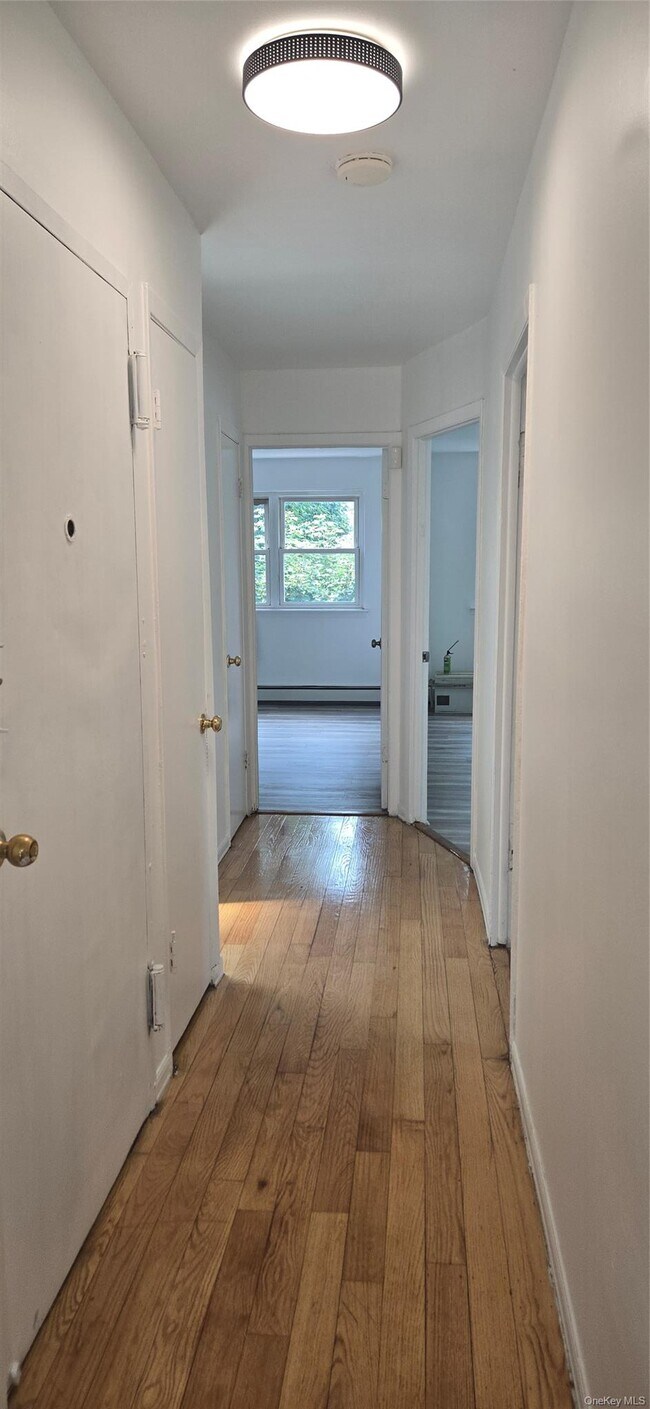 Photo - 84-50 127th St