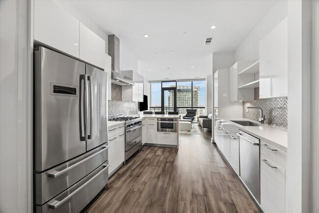 Photo - 1211 Caroline St Unit 1503