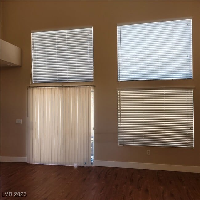 Photo - 10200 Turin Pl