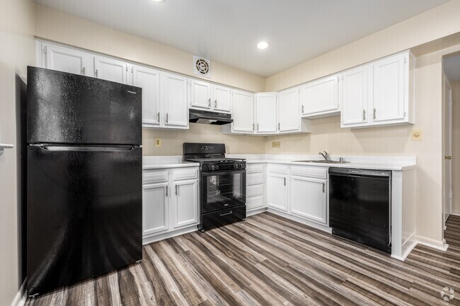 1BR, 1BA - 1,115SF - Kitchen