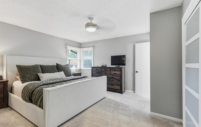 Photo - 15315 Westchester Dr