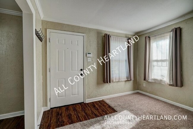 Photo - 2128 Hardin Dr