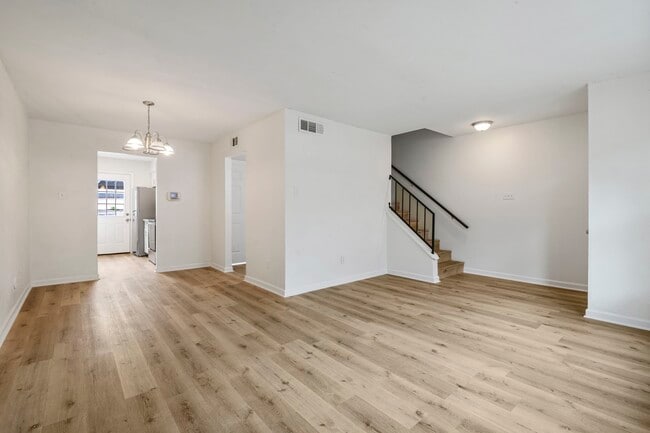 Photo - 1701 Upland Dr Unit 114