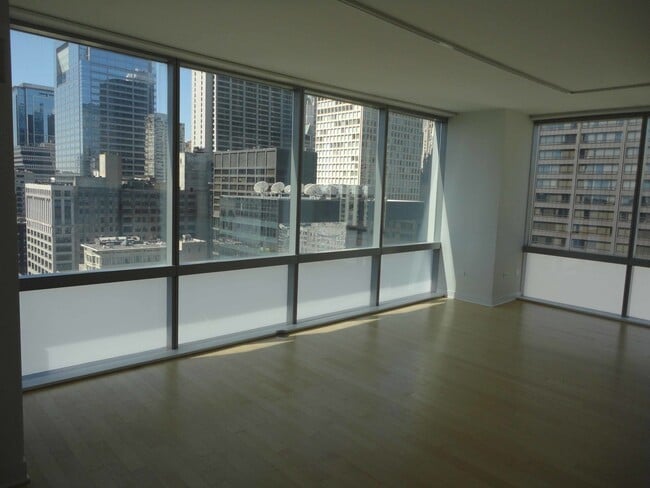 Photo - 8 E Randolph St Unit 2208