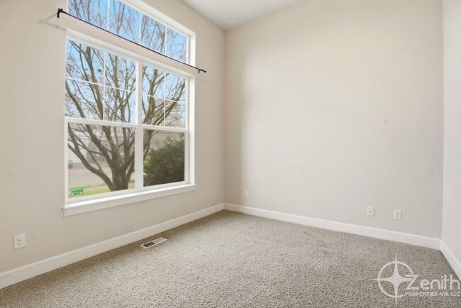 Photo - 15205 NE 102nd Way