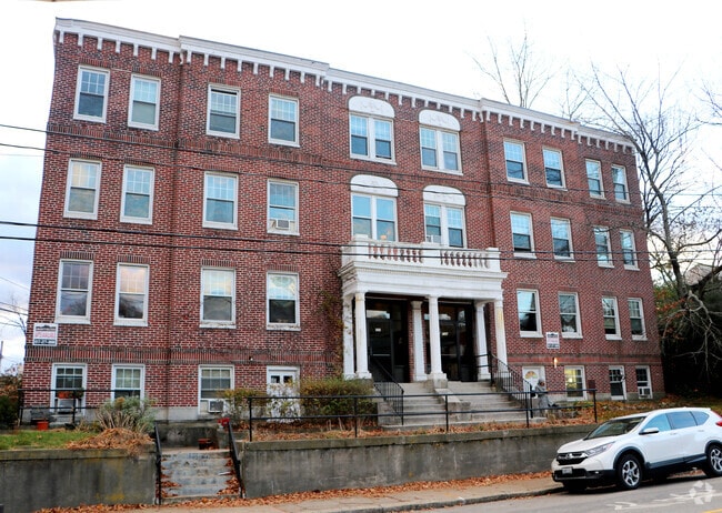 Building Photo - 726 Washington St Unit 2 Rental