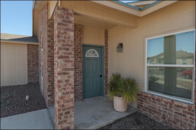 14408 Escalera Dr