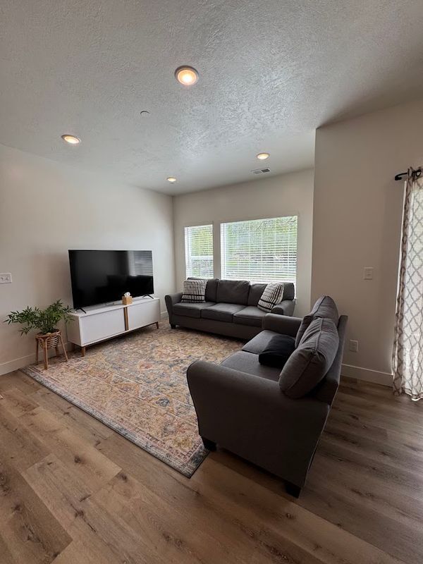 Photo - 3120 S 200 W