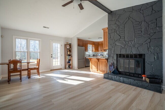 Photo - 110 Peabody Rd