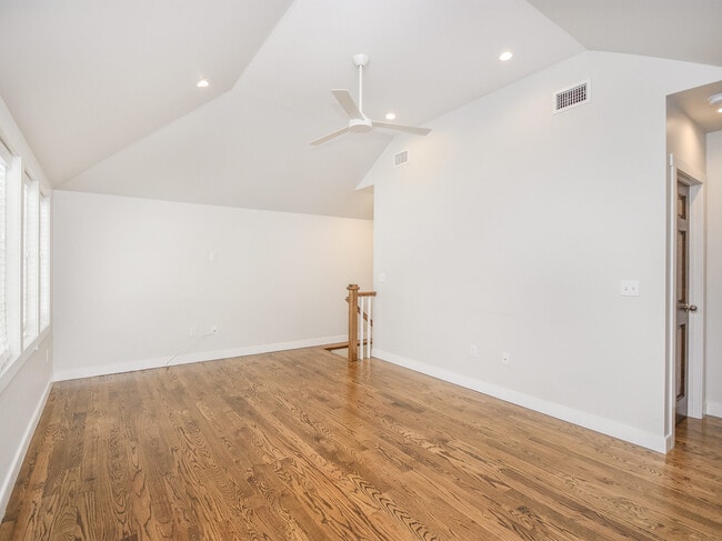 Photo - 125 W 15th Ave