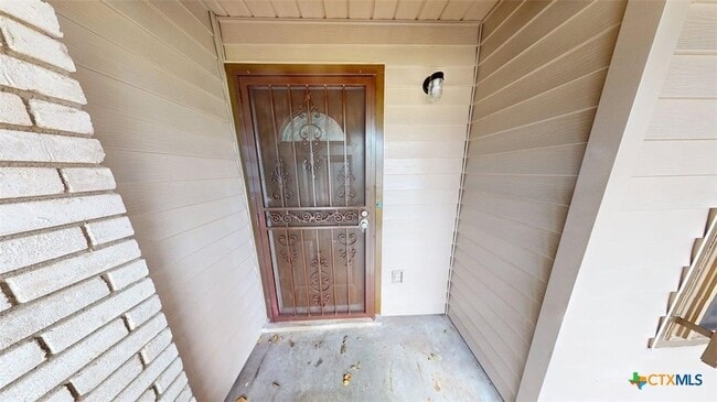 Photo - 2018 Shoemaker Dr